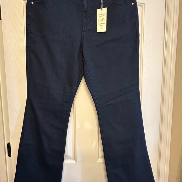 Vera Wang Denim - Vera Wang Blue Boot Cut Jeans